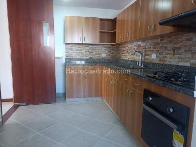 Apartamento de 3 alcobas en arriendo en Los Balsos Ii, Medellín, 120 m² · foto 5 de 20