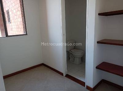 Apartamento de 3 alcobas en arriendo en Los Balsos Ii, Medellín, 120 m² · foto 11 de 20