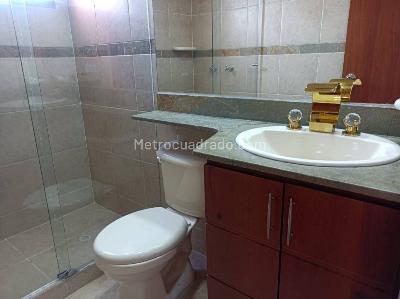 Apartamento de 3 alcobas en arriendo en Los Balsos Ii, Medellín, 120 m² · foto 13 de 20