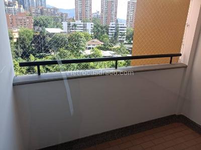 Apartamento de 3 alcobas en arriendo en Los Balsos Ii, Medellín, 120 m² · foto 18 de 20