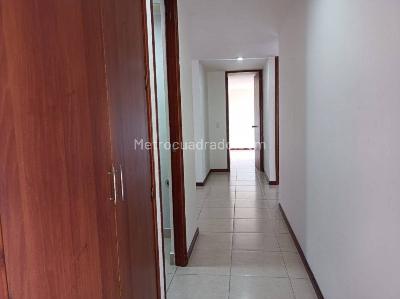 Apartamento de 3 alcobas en arriendo en Los Balsos Ii, Medellín, 120 m² · foto 20 de 20