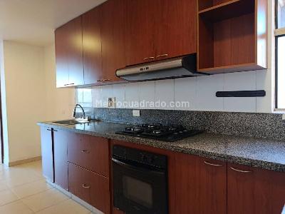 Apartamento en arriendo en La Florida, Medellín · foto 5 de 19