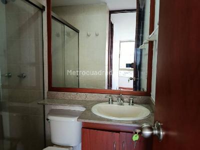Apartamento en arriendo en La Florida, Medellín · foto 17 de 19