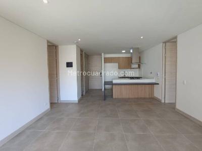 Apartamento de 2 alcobas en arriendo en Los Balsos N, Medellín, 89 m² · foto 3 de 18