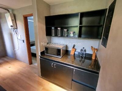 Apartamento de 4 alcobas en arriendo en El Castillo, Medellín, 365 m² · foto 5 de 20