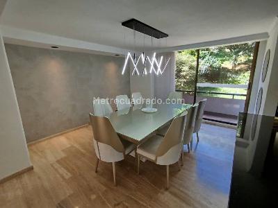 Apartamento de 4 alcobas en arriendo en El Castillo, Medellín, 365 m² · foto 7 de 20