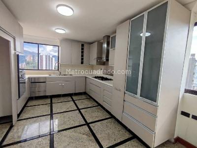 Apartamento en arriendo en Los Naranjos, Medellín · foto 5 de 20