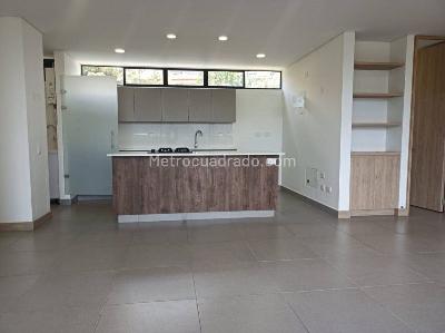 Apartamento de 3 alcobas en arriendo en El Tesoro, Medellín, 128 m² · foto 6 de 20