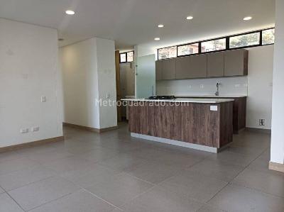 Apartamento de 3 alcobas en arriendo en El Tesoro, Medellín, 128 m² · foto 8 de 20