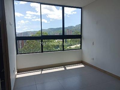 Apartamento de 3 alcobas en arriendo en El Tesoro, Medellín, 128 m² · foto 10 de 20