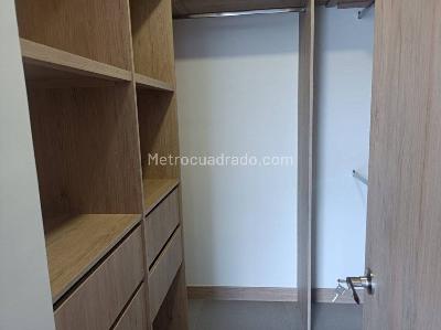Apartamento de 3 alcobas en arriendo en El Tesoro, Medellín, 128 m² · foto 15 de 20