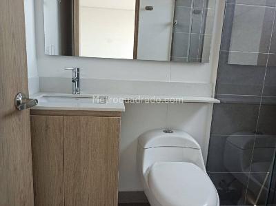 Apartamento de 3 alcobas en arriendo en El Tesoro, Medellín, 128 m² · foto 17 de 20