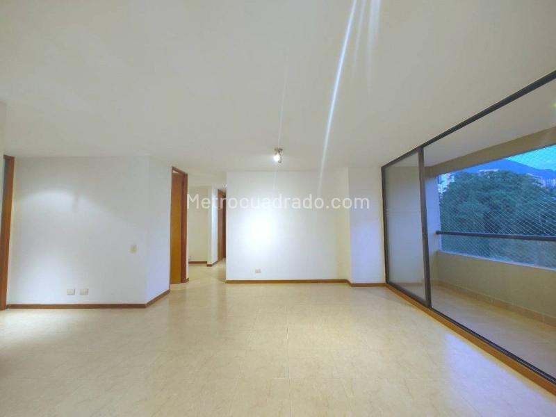 Apartamento en Arriendo, El Diamante Ii, Medellín en El Diamante Ii