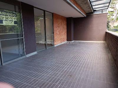 Apartaestudio en arriendo en Los Balsos N, Medellín, 70 m² · foto 13 de 16