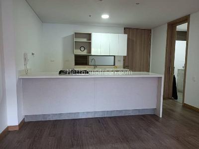 Apartaestudio en arriendo en Los Balsos N, Medellín, 70 m² · foto 3 de 16