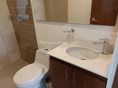 Apartamento en arriendo en Los Balsos N, Medellín · foto 10 de 15