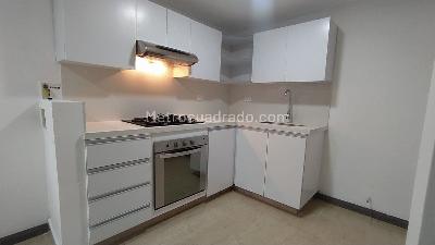 Apartamento de 3 alcobas en arriendo en El Diamante 2, Medellín, 106 m² · foto 3 de 14