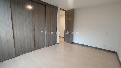 Apartamento de 3 alcobas en arriendo en El Diamante 2, Medellín, 106 m² · foto 7 de 14