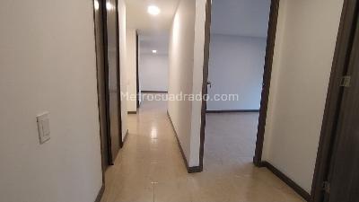Apartamento de 3 alcobas en arriendo en El Diamante 2, Medellín, 106 m² · foto 13 de 14