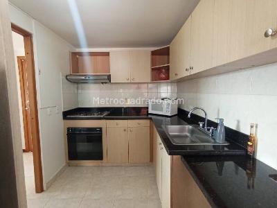 Apartamento en arriendo en La Florida, Medellín · foto 4 de 19