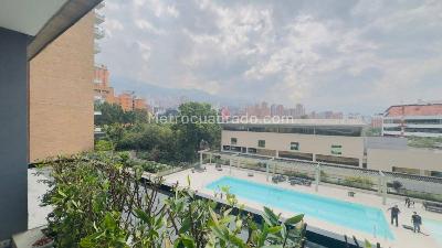 Apartamento en arriendo en Lalinde, Medellín · foto 11 de 14