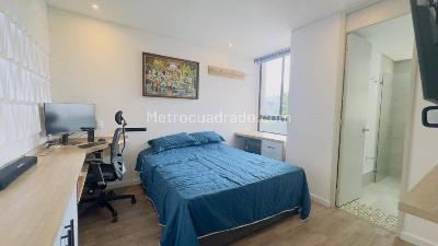 Apartamento en arriendo en Lalinde, Medellín · foto 6 de 14
