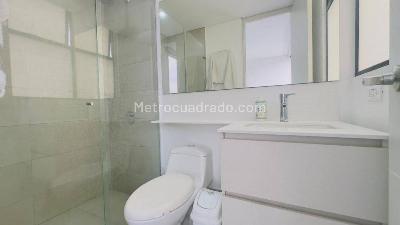 Apartamento en arriendo en Lalinde, Medellín · foto 9 de 14