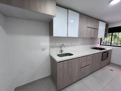 Apartamento de 3 alcobas en arriendo en La Florida, Medellín, 97 m² · foto 7 de 16