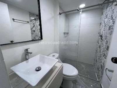 Apartamento de 3 alcobas en arriendo en La Florida, Medellín, 97 m² · foto 12 de 16