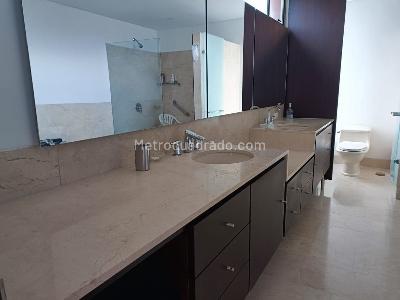 Apartamento en arriendo en La Florida, Medellín · foto 17 de 20