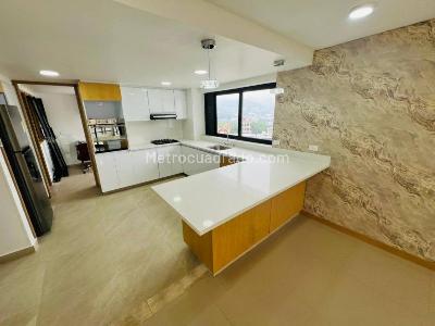 Apartamento en arriendo en Lalinde, Medellín · foto 8 de 20