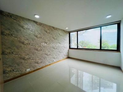Apartamento en arriendo en Lalinde, Medellín · foto 12 de 20