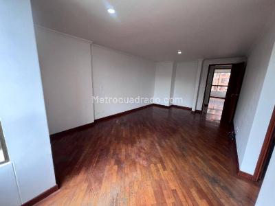 Apartamento de 3 alcobas en arriendo en Campo Amor, Medellín, 175 m² · foto 10 de 20