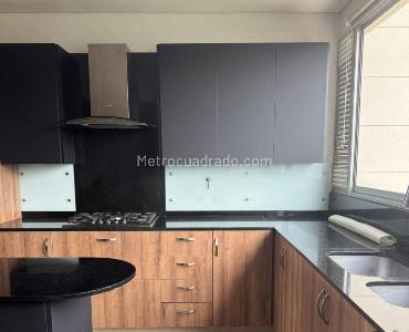 Apartamento en arriendo en Los Balsos N, Medellín · foto 5 de 19