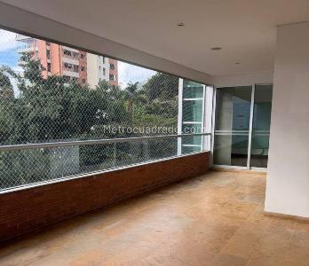 Apartamento en arriendo en Los Balsos N, Medellín · foto 14 de 19