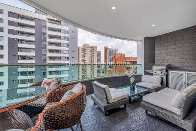 Apartamento en arriendo en Castropol, Medellín · foto 18 de 19