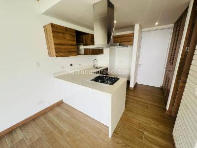 Apartaestudio en arriendo en Villa Carlota, Medellín, 49 m² · foto 6 de 13