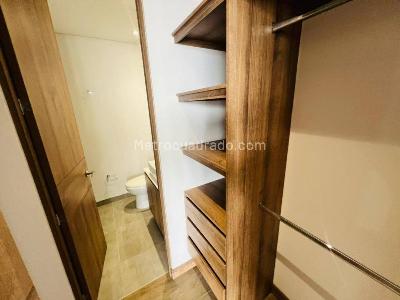 Apartaestudio en arriendo en Villa Carlota, Medellín, 49 m² · foto 8 de 13
