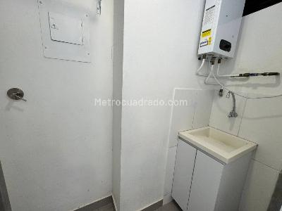 Apartamento de 2 alcobas en arriendo en El Tesoro, Medellín, 100 m² · foto 18 de 18