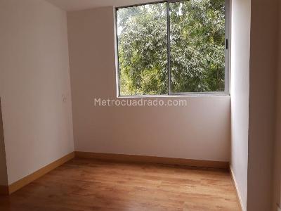 Apartamento de 3 alcobas en arriendo en El Castillo, Medellín, 100 m² · foto 9 de 20