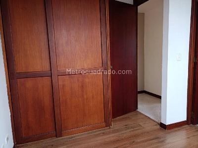 Apartamento de 2 alcobas en arriendo en Los Balsos Ii, Medellín, 95 m² · foto 10 de 19