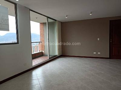 Apartamento de 2 alcobas en arriendo en Los Balsos Ii, Medellín, 95 m² · foto 2 de 19