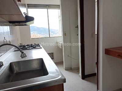 Apartamento de 2 alcobas en arriendo en Los Balsos Ii, Medellín, 95 m² · foto 6 de 19