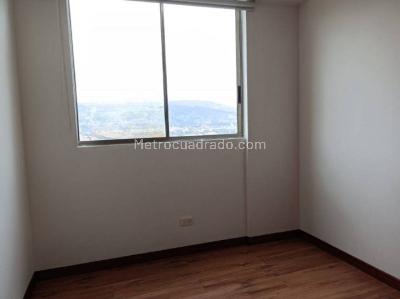 Apartamento de 2 alcobas en arriendo en Los Balsos Ii, Medellín, 95 m² · foto 9 de 19