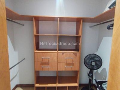 Apartaestudio en arriendo en La Florida, Medellín, 61 m² · foto 11 de 15