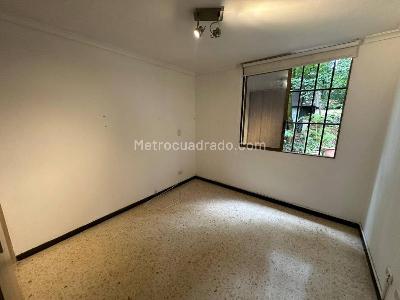 Apartamento de 3 alcobas en arriendo en El Diamante 2, Medellín, 110 m² · foto 16 de 20