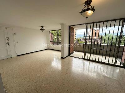 Apartamento de 3 alcobas en arriendo en El Diamante 2, Medellín, 110 m² · foto 2 de 20
