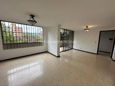 Apartamento de 3 alcobas en arriendo en El Diamante 2, Medellín, 110 m² · foto 3 de 20