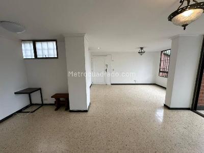 Apartamento de 3 alcobas en arriendo en El Diamante 2, Medellín, 110 m² · foto 7 de 20