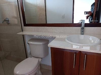 Apartamento en arriendo en La Florida, Medellín · foto 15 de 19